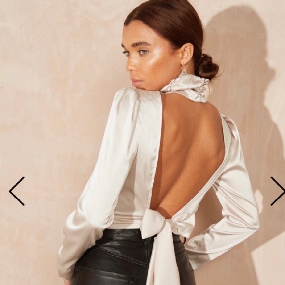 Never Fully Dressed Tops - Melissa Oyster Top 🦪